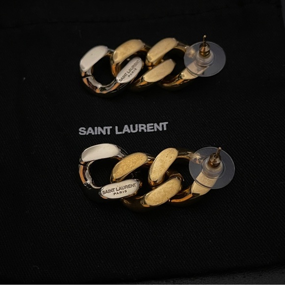 Saint Laurent 3 Curb Chain Link Earrings in Metal. - Picture 5 of 12